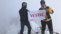 VESTEL DAĞCILIK TOPLULUĞU TÜRKİYE’NİN EN YÜKSEK BEŞİNCİ DAĞINDA