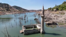 Sivas’ta sular altında kalan köy 20 yıl sonra gün yüzüne çıktı