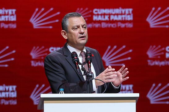 CHP, ‘İkinci Yüzyılda Değişim Kurultayı’ nı Gerçekleştirdi